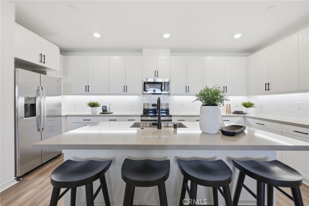 12903 Paradiso Dr 301