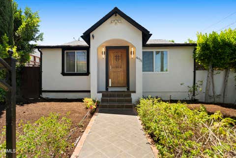Photo of 4951 Enfield Avenue, Encino, CA 91316 (MLS # P1-28235)