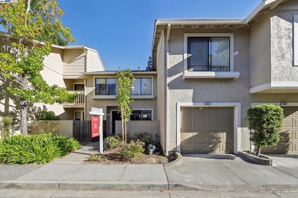 Modern open floor plan filled with abundant natural light! This beautifully updated home features stainless steel appliances, soft-close kitchen cabinets, upgraded flooring, recessed lighting, fully renovated bathrooms, and fresh interior paint—offering a stylish and comfortable living experience. Located in the highly sought-after Ardenwood neighborhood, this home is just minutes from Hwy 880/84, Dumbarton Bridge, Facebook, Forest Park Elementary, and Frank Fisher Park. Enjoy a quiet, family-friendly community with access to top-rated Fremont schools. The well-maintained complex offers a pool and greenbelt areas. HOA includes water, sewer, trash, exterior home insurance, and pool maintenance. Relax or entertain in the private backyard with no rear neighbors—your own peaceful retreat in the heart of Fremont!