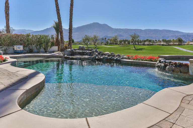 PGA Legends - Residential