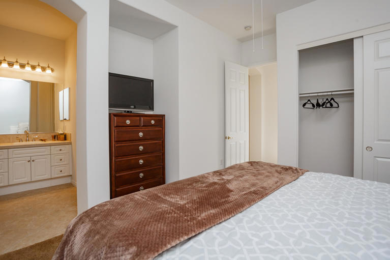 PGA Legends - Residential