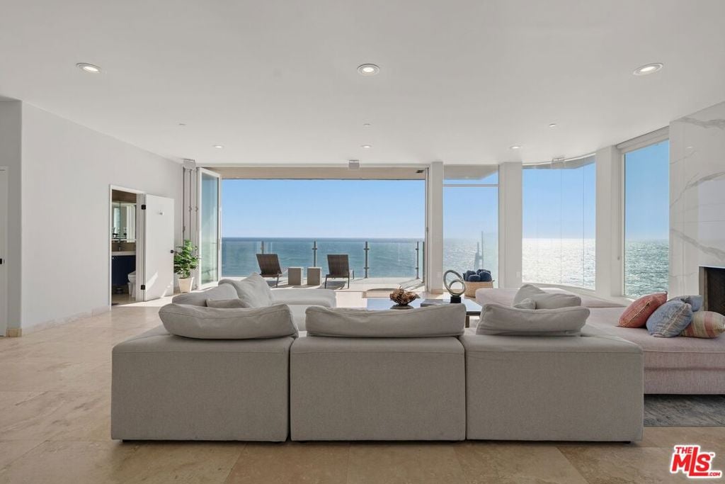 Photo of 11344 Pacific Coast Highway, Malibu, CA 90265 (MLS # 26995761)