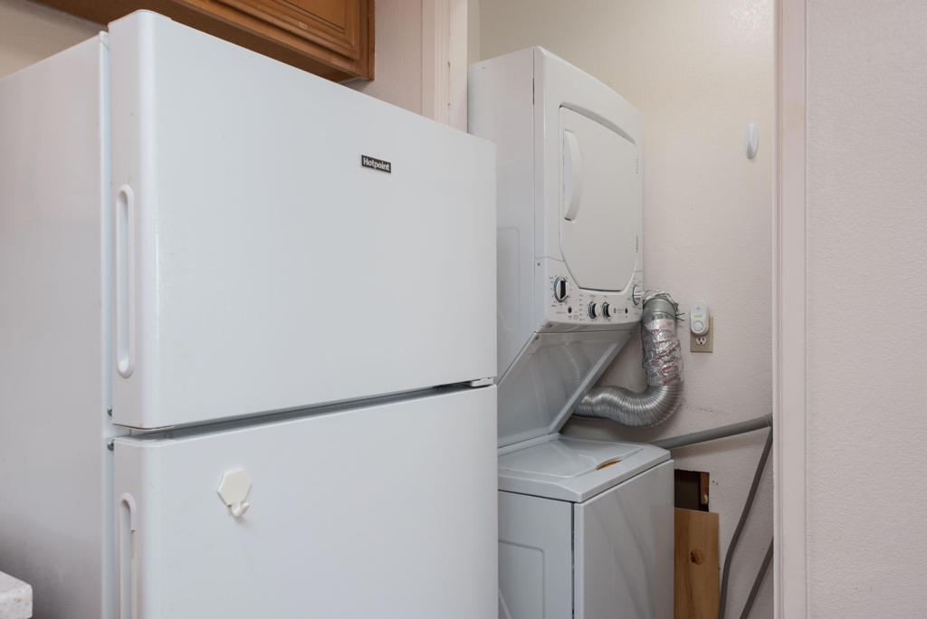 Desert Arches - Residential Income