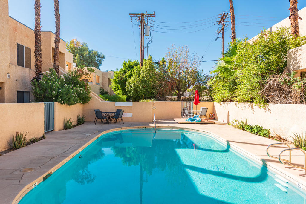 Desert Arches - Residential Income