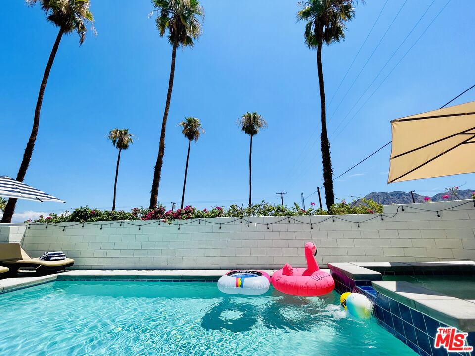 La Quinta Cove - Residential