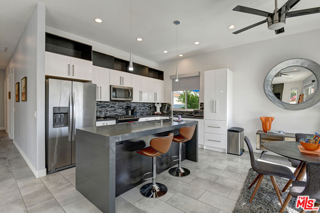 La Quinta Cove - Residential