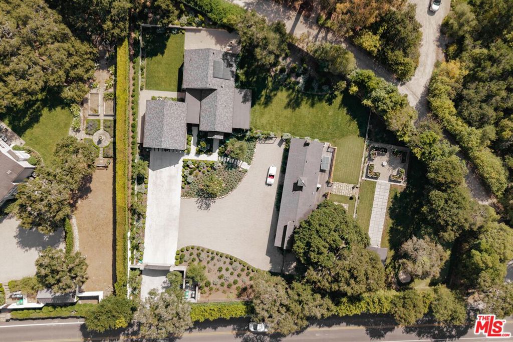 2775 Sycamore Canyon Road