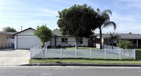 962 E Citrus Edge Street Azusa CA 91702