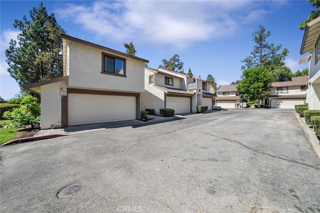 6635 Altawoods Way