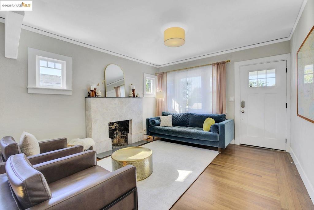 WEBSTER - Residential