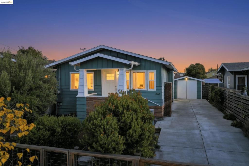 Photo of 1968 85th Ave Ave, Oakland, CA 94621 (MLS # 41115612)