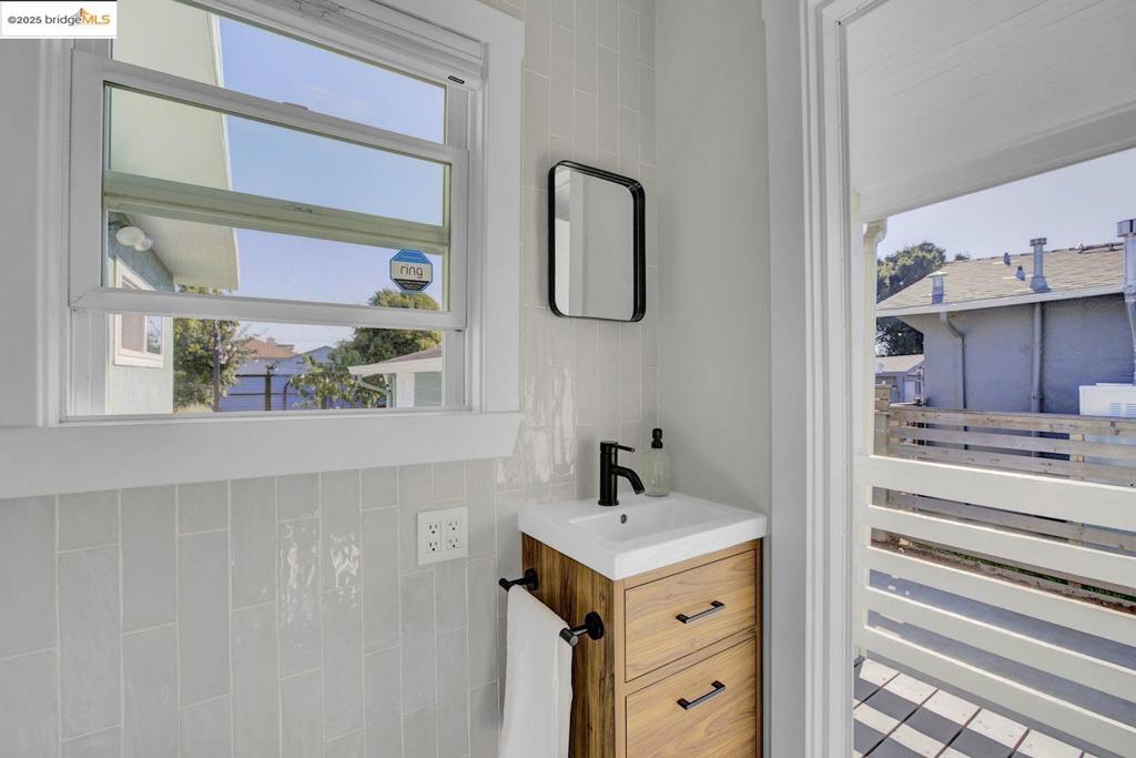 WEBSTER - Residential