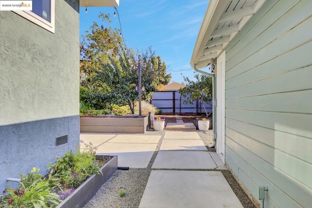 WEBSTER - Residential