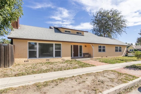 Photo of 16363 Bermuda ST, Granada Hills, CA 91344 (MLS # SR26229670)