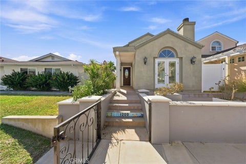 Photo of 1209 Huntington Street, Huntington Beach, CA 92648 (MLS # OC26192893)