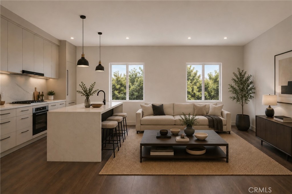 253 S Carondelet
