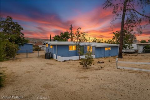 Photo of 61638 El Reposo ST, Joshua Tree, CA 92252 (MLS # CV26114156)