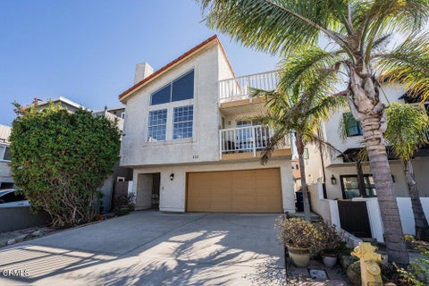 Tiny photo for 152 Highland Drive, Oxnard, CA 93035 (MLS # V1-39017)