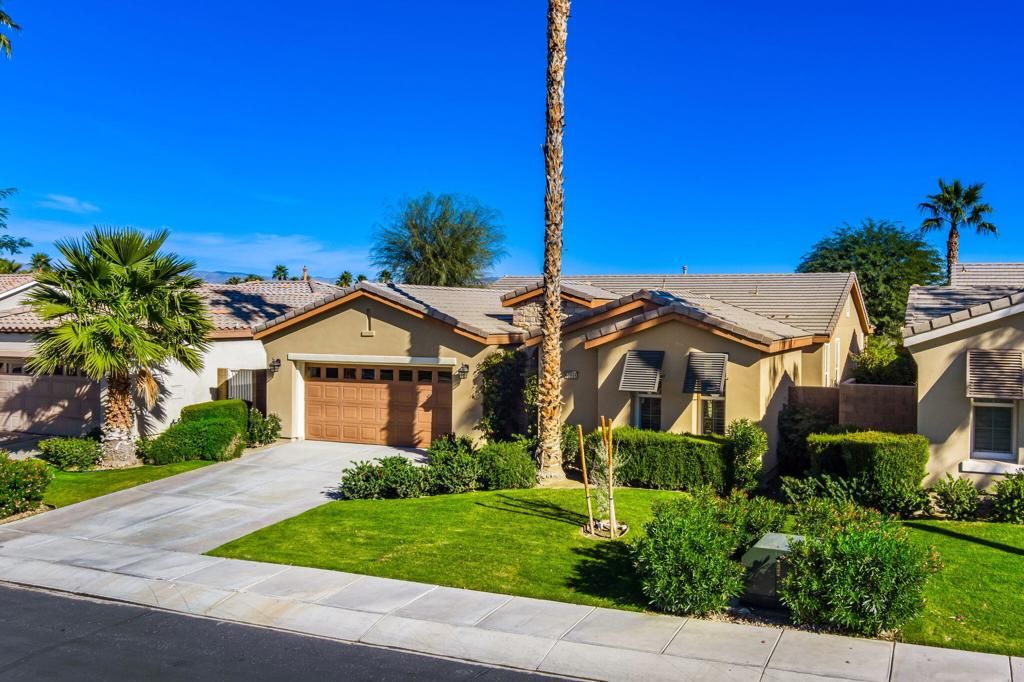 Photo of 60856 Fire Barrel Drive, La Quinta, CA 92253 (MLS # 219141467DA)