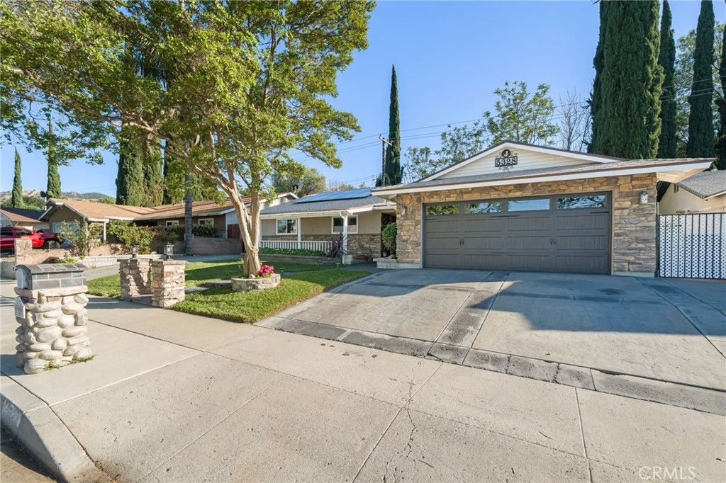 Photo of 5328 Katherine Street, Simi Valley, CA 93063 (MLS # SR26075701)