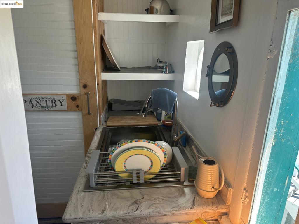 BETHEL ISLAND - Residential