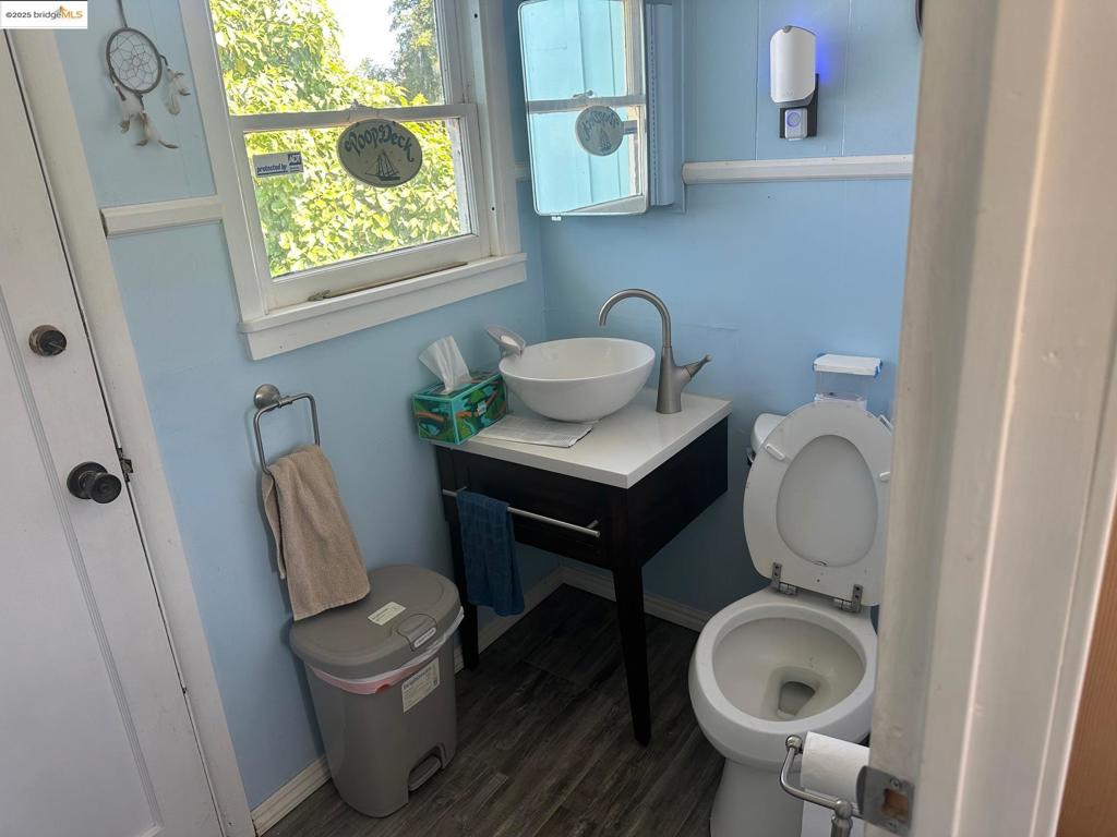 BETHEL ISLAND - Residential