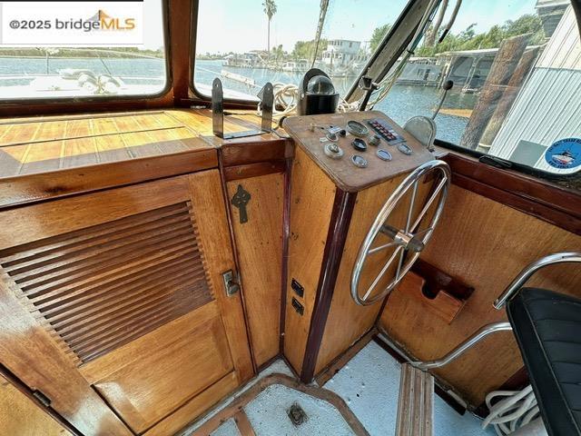 BETHEL ISLAND - Residential