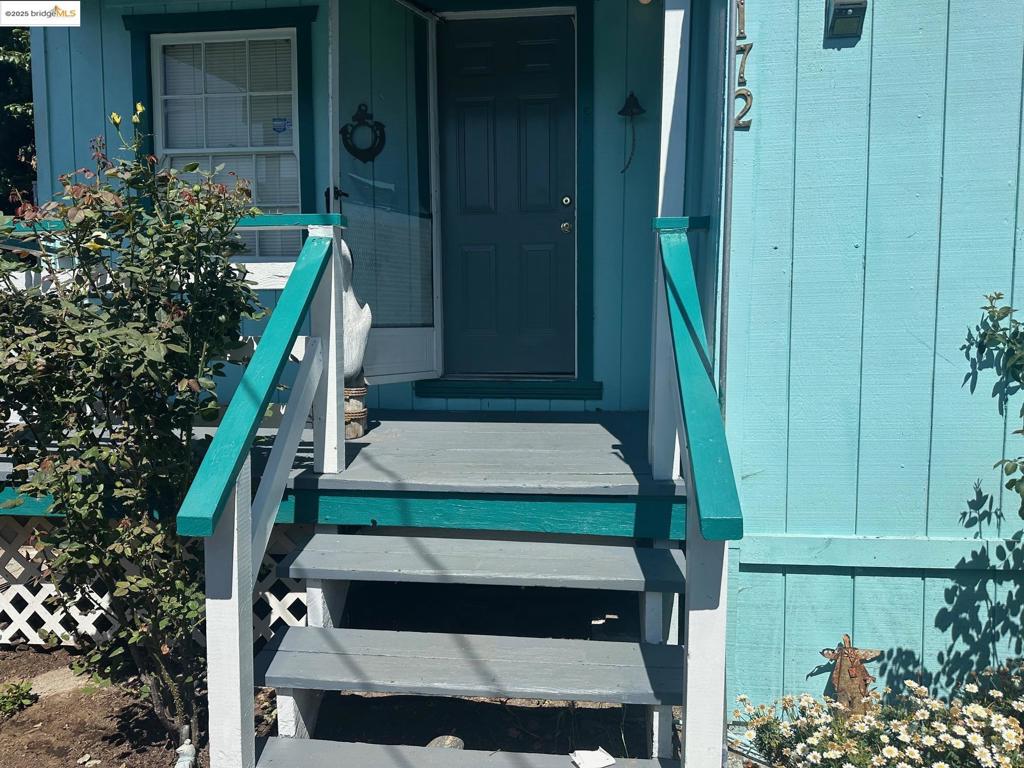 BETHEL ISLAND - Residential