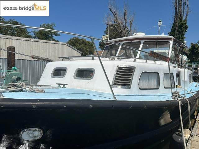 BETHEL ISLAND - Residential