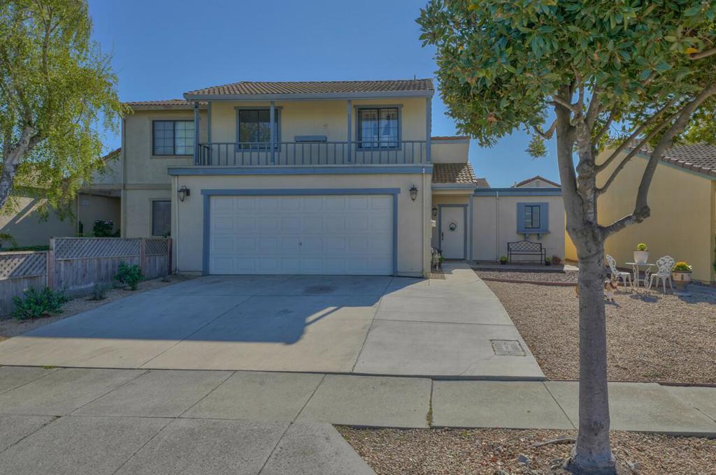 Wonderful opportunity, well-maintained home in the heart of Laurel West. Upon entrance, you are warmly greeted by tile floors and an open floorplan with comfortable living room seamlessly connecting the dining area and kitchen. Galley style kitchen with granite countertops, stainless appliances, and tiled backsplash. Ground floor primary bedroom with private access to the sunny back patio. Convenient full bathroom on the ground floor level. Upper level has two guest rooms overlooking the green parkways. Enjoy the quiet setting near the Rossi Rico Parkway recreation trails and located close to Laurelwood Park & Elementary School. Easy highway access, local shopping, and restaurants in downtown Salinas.