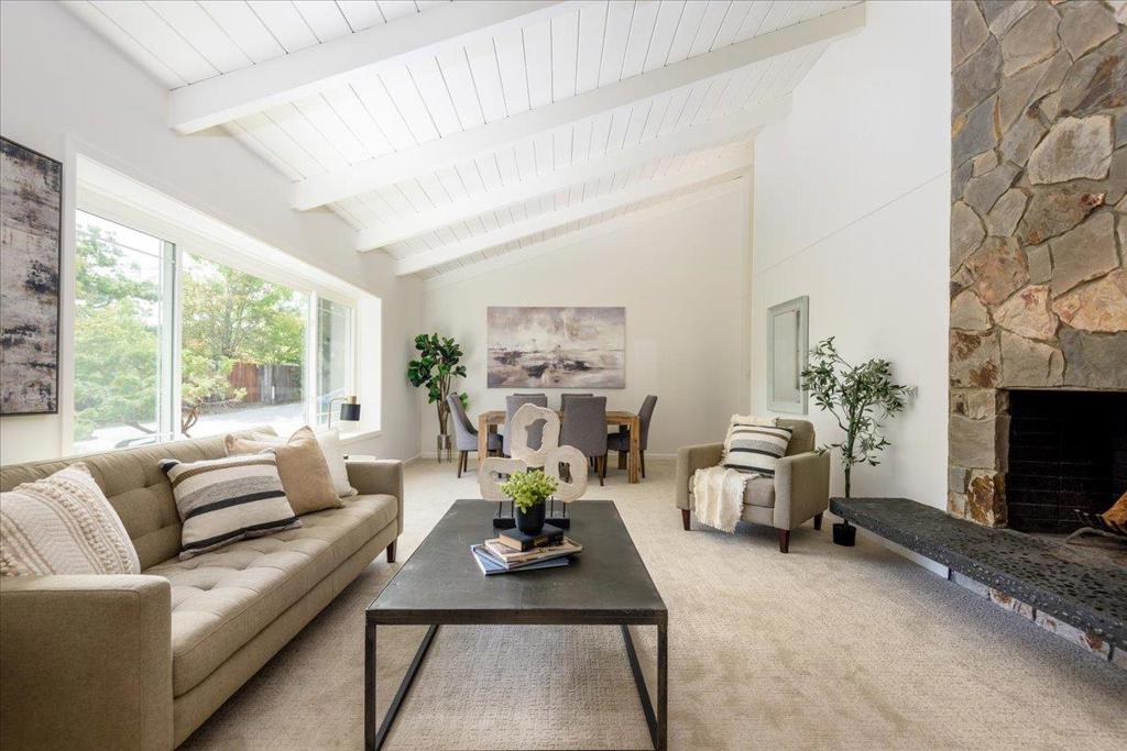 100 TAN OAK Drive
