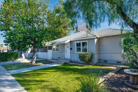 406 S Grape St Escondido CA 92025