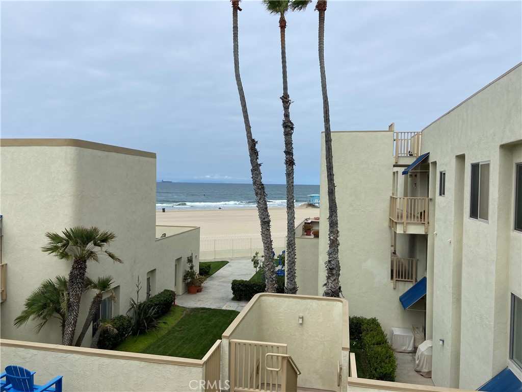 711 Pacific Coast Highway 324