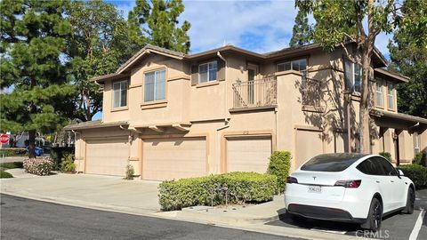 Photo of 272 Woodcrest Ln, Aliso Viejo, CA 92656 (MLS # OC26049422)