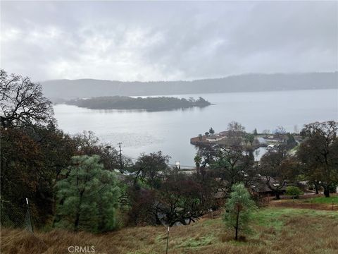 Photo of 12039 Lakeview Dr, Clearlake Oaks, CA 95423 (MLS # LC26000491)