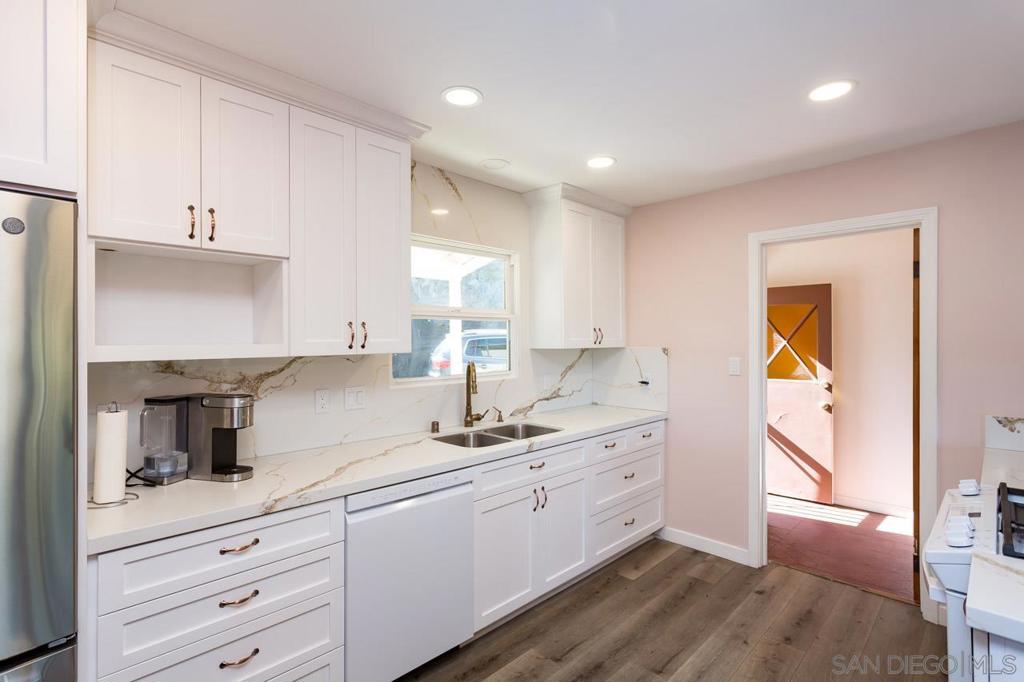 2019 Avenida Penasco