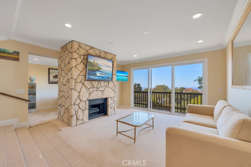 29600 Island View 202