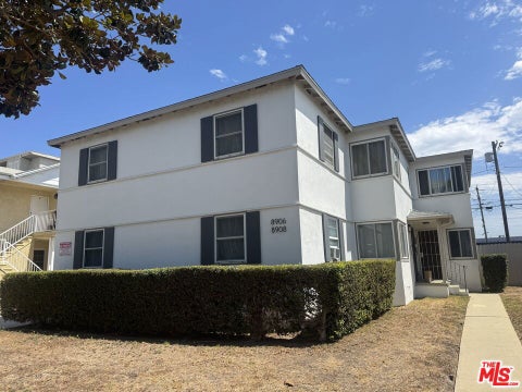 Photo of 8906 Reading Avenue, Los Angeles, CA 90045 (MLS # 26928353)