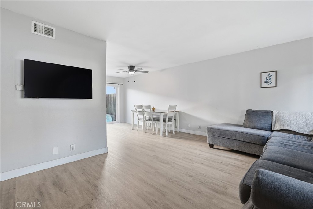 19774 Cambridge Lane