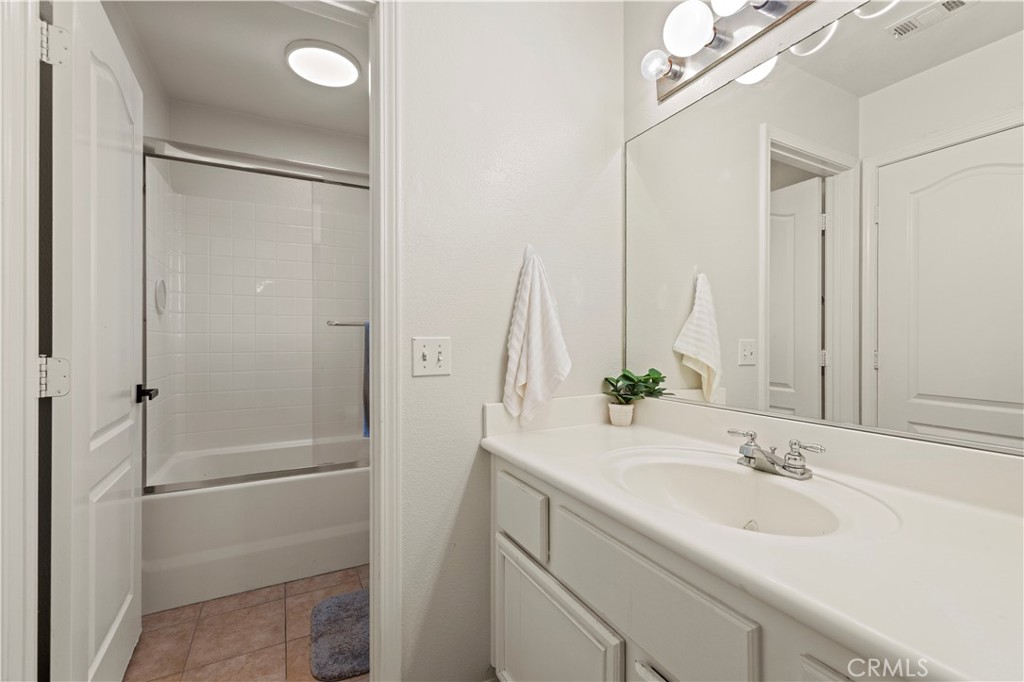 Cedarpoint@Northlake (CDPT) - Residential