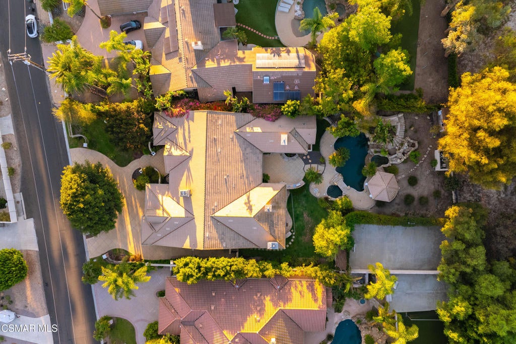 1685 Hauser Circle
