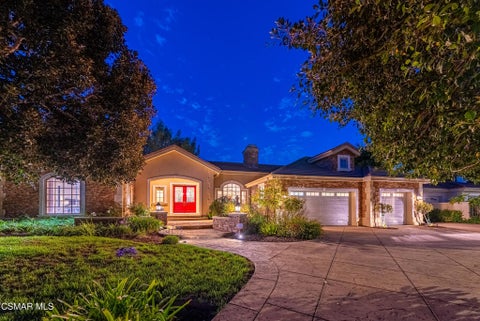 Photo of 1685 Hauser Circle, Thousand Oaks, CA 91362 (MLS # 226004642)
