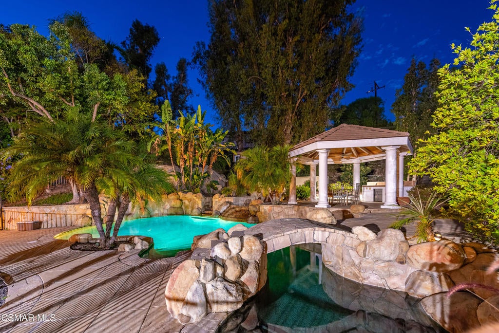 1685 Hauser Circle