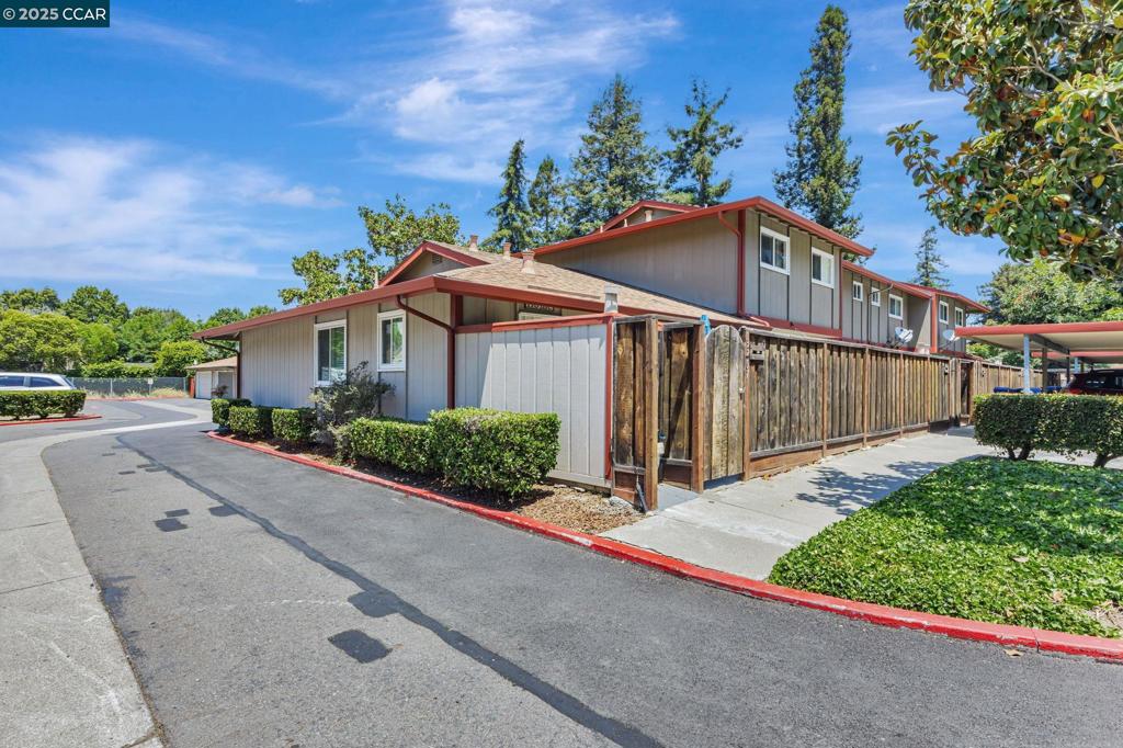 PARKMONT - Residential