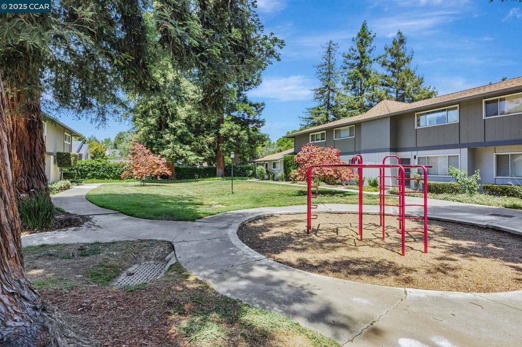PARKMONT - Residential