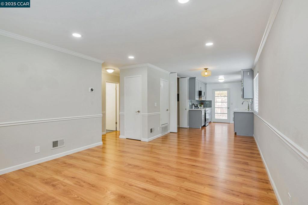PARKMONT - Residential