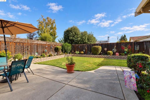 Photo of 4265 Dorman Rd RD, Pleasanton, CA 94588 (MLS # 41151581)