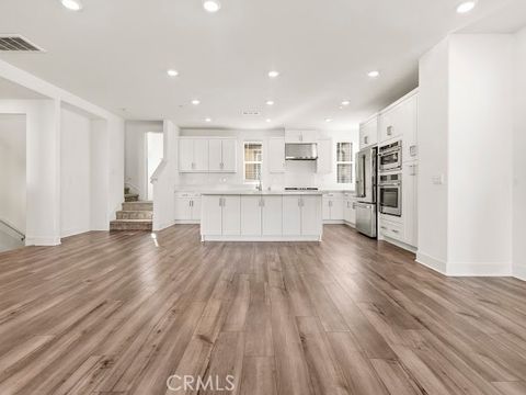 Photo of 144 sash, Irvine, CA 92618 (MLS # TR26046285)