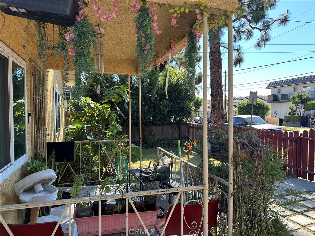 124 N Cedar