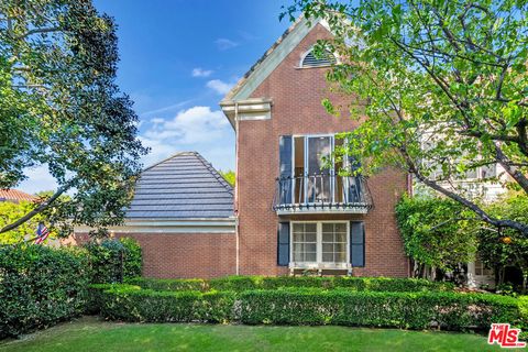 12386 Ridge Circle Los Angeles CA 90049